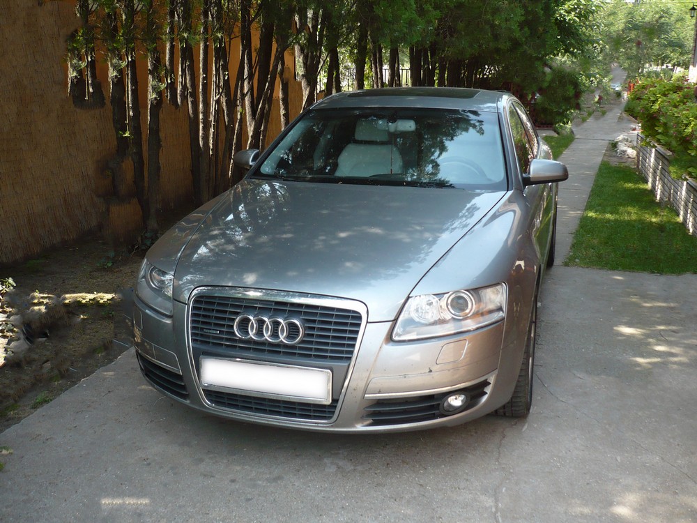 Audi A8 Quattro